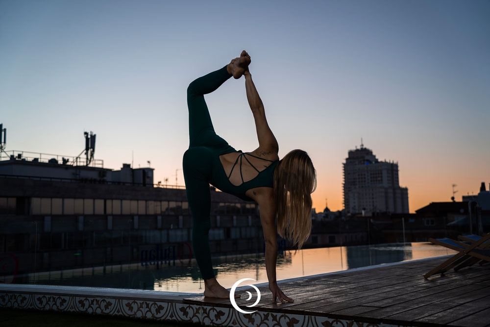 Foto en Terraza haciendo Yoga